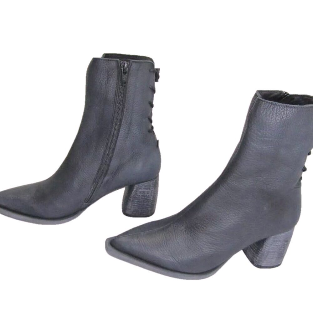 NEW FREE PEOPLE Womens Livia Boots Pointed Toe Side Zip Backlace Black Size 37